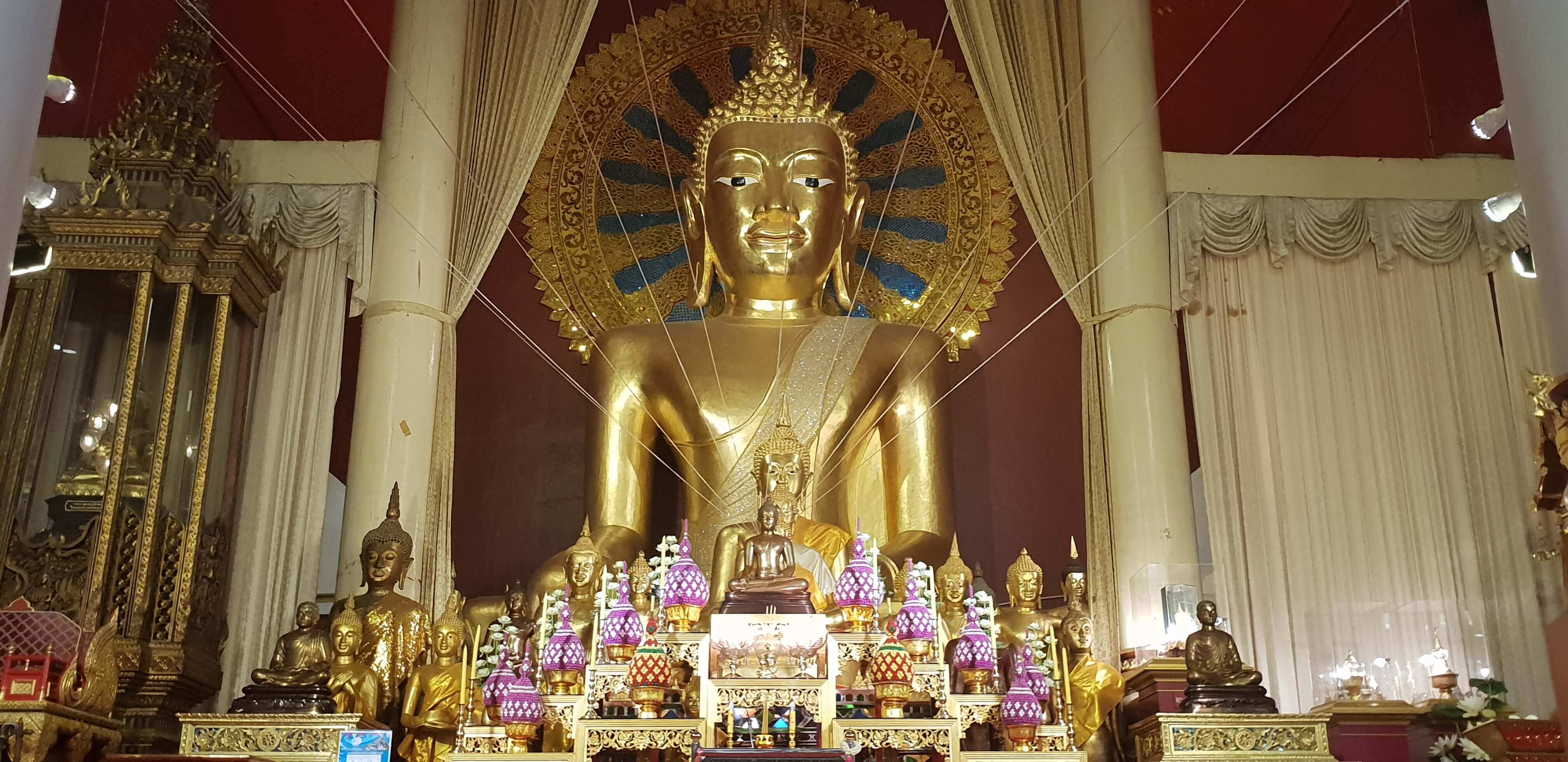 Wat Phra Singh is considered to be the second holiest temple after Wat Phra That Doi Suthep