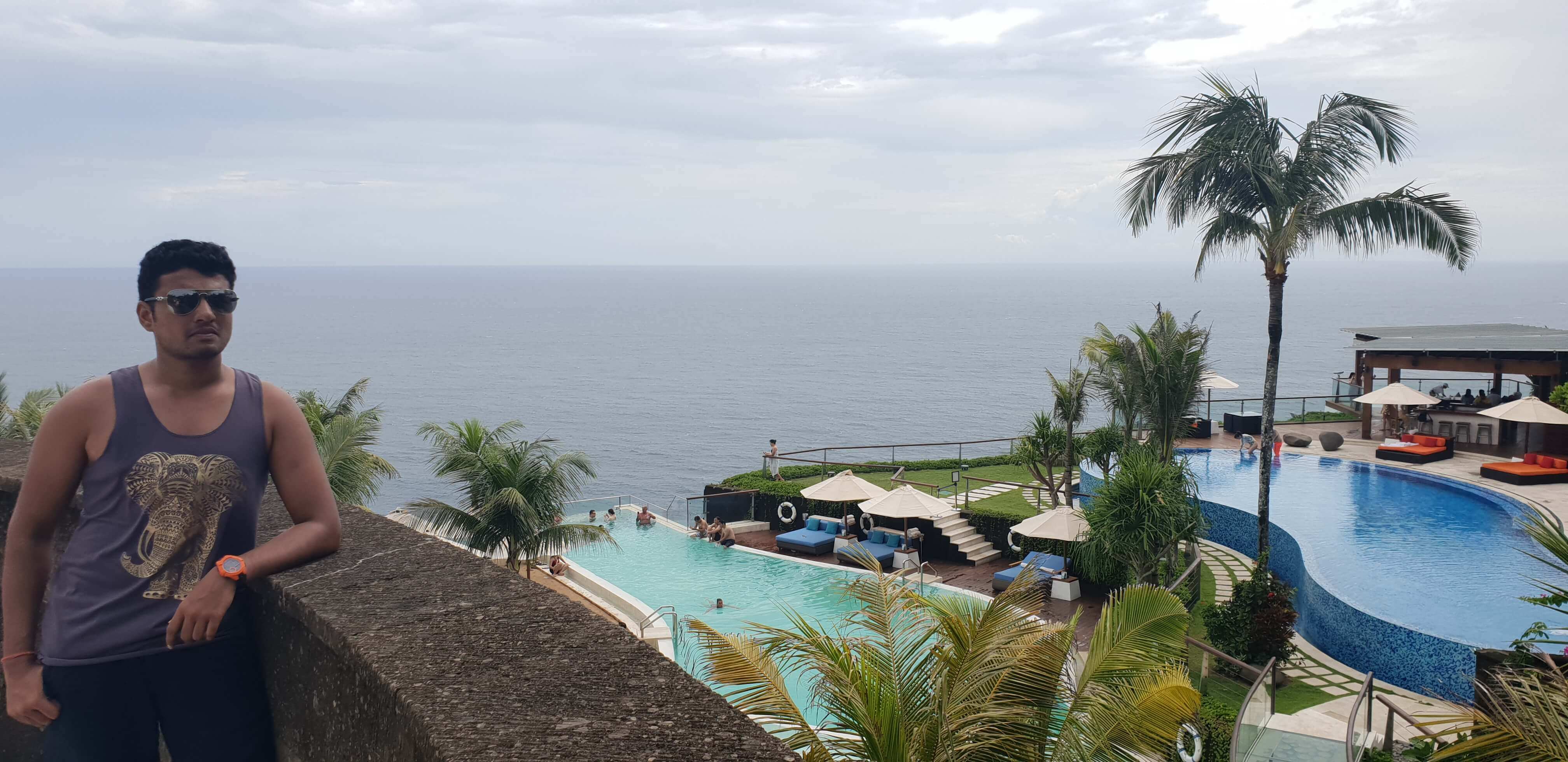 Oneeighty° clifftop club offers you the most sophisticated beach club experience in Bali