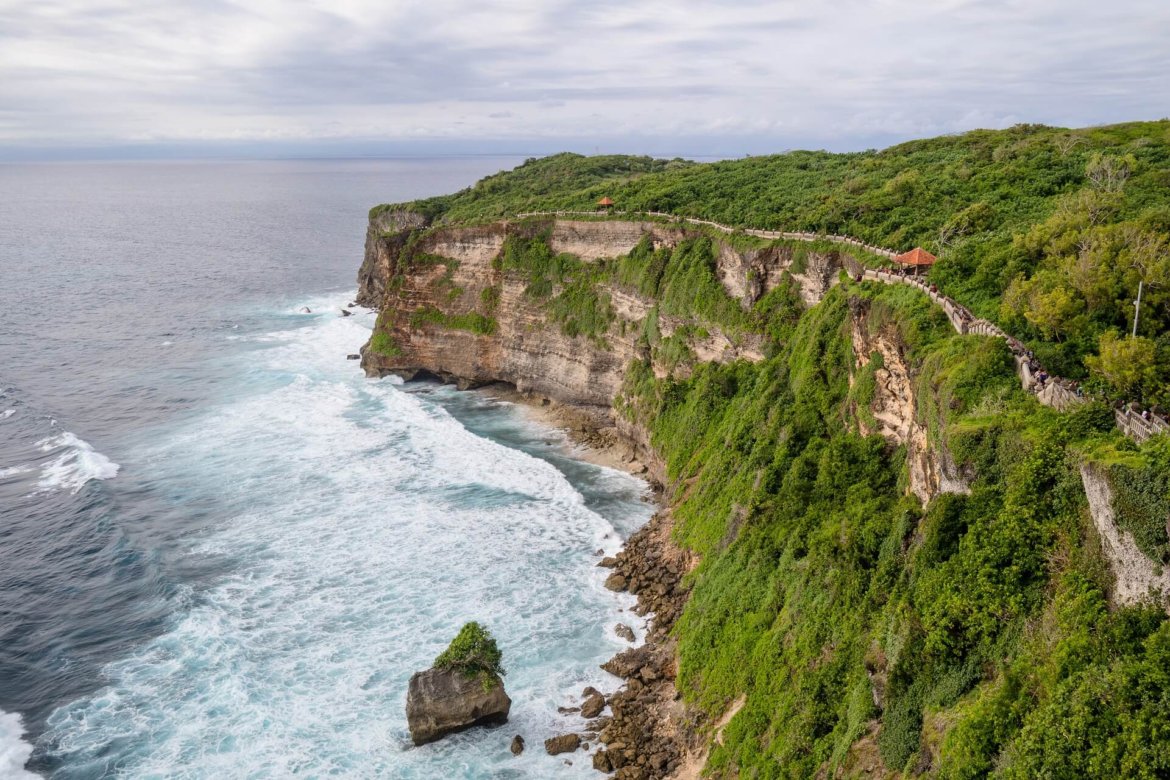 Uluwatu itinerary explaining what to do in Uluwatu in two days