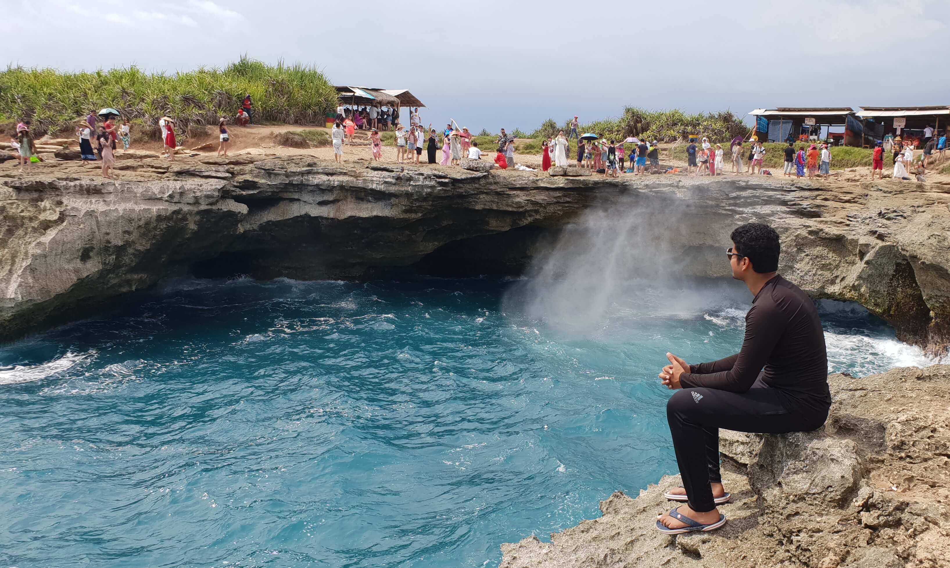 One of the most enjoyable things to do in Nusa Lembongan is watching the water spraying from beneath the rocks at the Devil's Tear