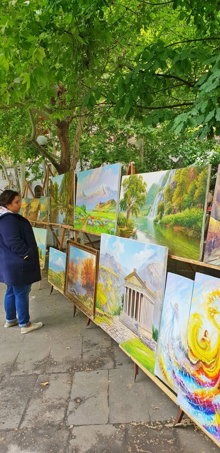 A lovely art gallery at the Freedom Square in Yerevan