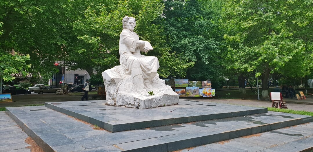 Statue of Martiros Saryan - Yerevan City Tour