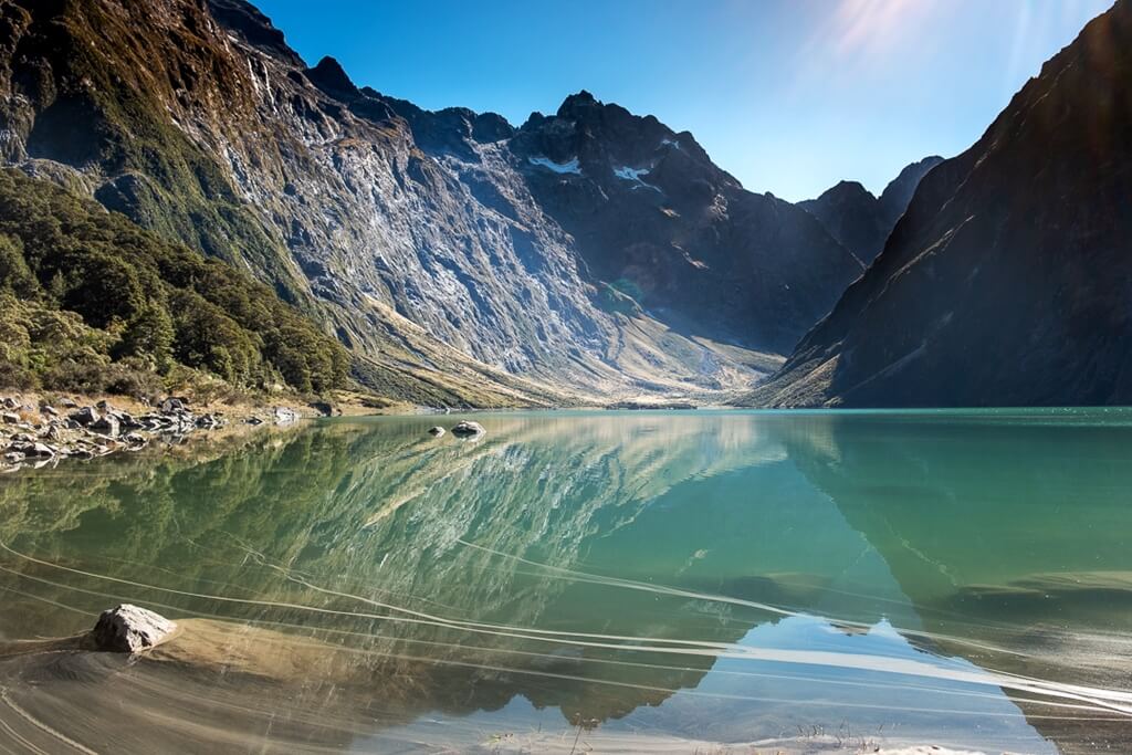 The Lake Marian Track hike is one of the best hikes in New Zealand South Island