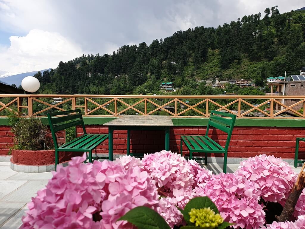 The German Bakery in Naggar has an open balcony seating arrangement which gives the place a relaxed vibe