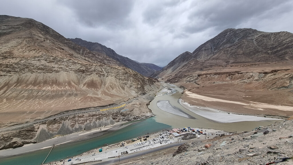 A breathtakingly beautiful confluence of the Indus and Zanskar rivers at the Sangam Viewpoint