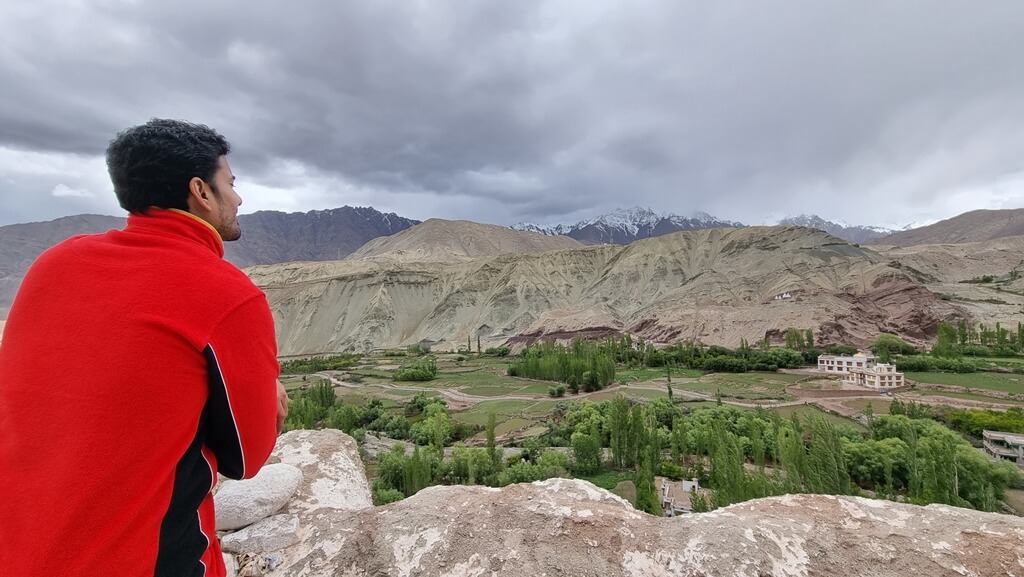 Even if just to experience a spectacular 180 degree panoramic landscape view, make Basgo Castle & Monastery a part of your 7-day Leh Ladakh itinerary