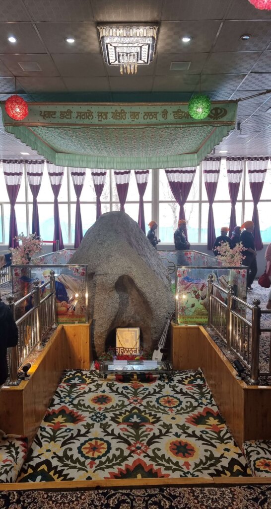 A striking feature of Gurudwara Shri Pathar Sahib is the holy boulder inside the Gurudwara complex
