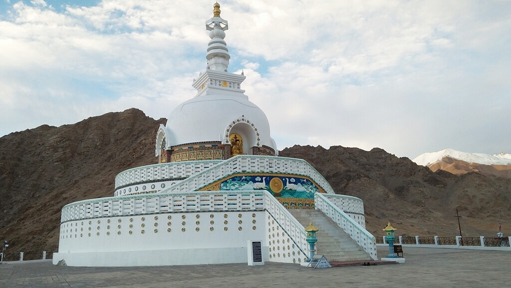 Visiting the magnificent white-domed Shanti Stupa in Leh during sunset is a must-do in the 7-day Leh Ladakh itinerary