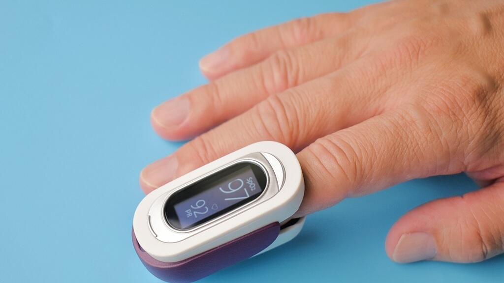 Carry an oximeter with you to monitor your blood oxygen levels constantly