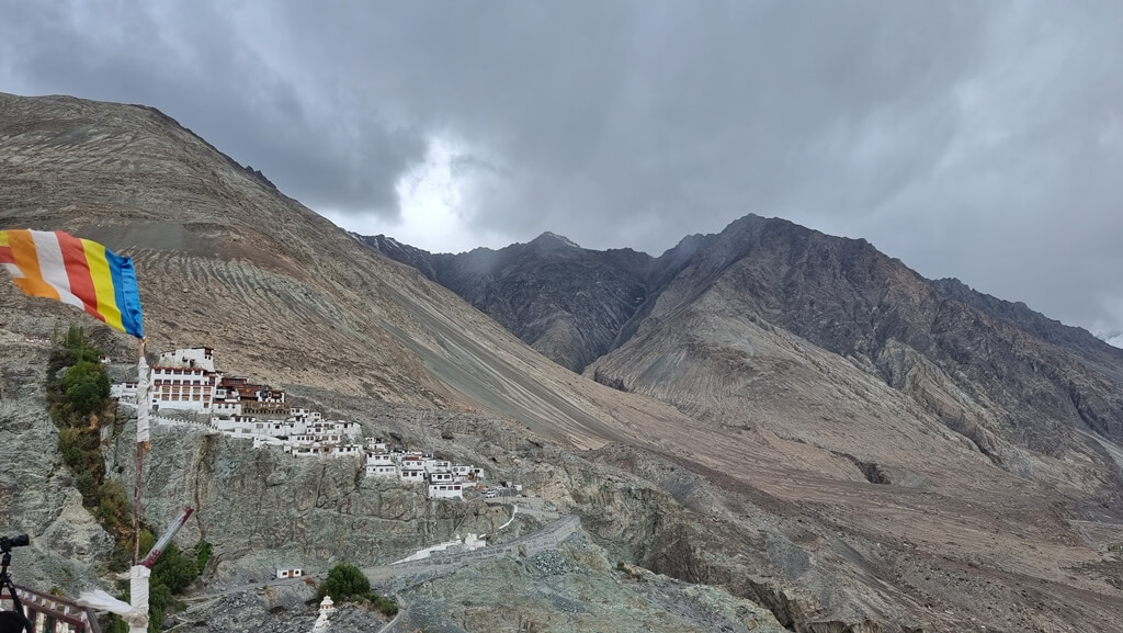 The Diskit Monastery is considered to be the oldest and biggest Buddhist monastery in the Nubra valley and hence exploring it is one of the best things to do in the 7-day Leh Ladakh itinerary